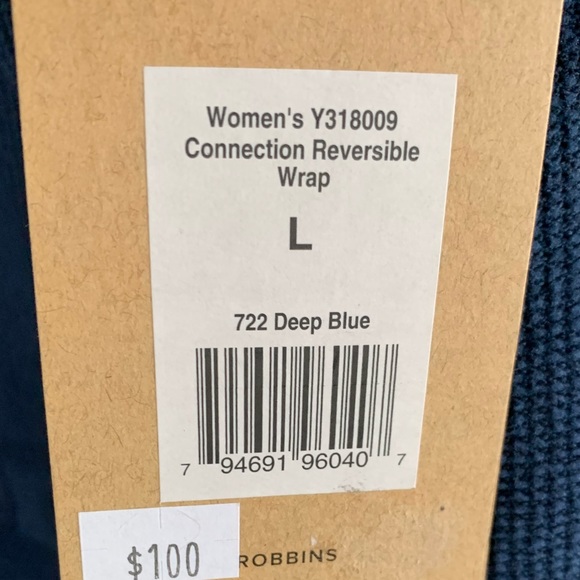 NEW ROYAL ROBBINS WOMEN'S CONNECTION REVERSIBLE WRAP SIZE:Large - Picture 7 of 7